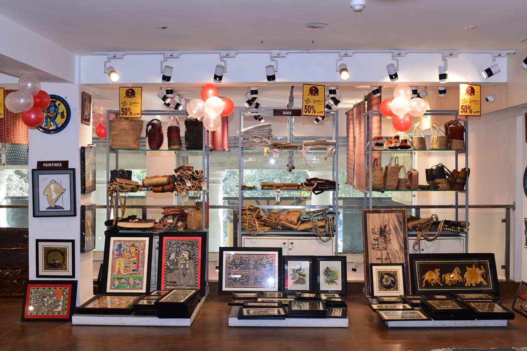Handicrafts & Folk Art